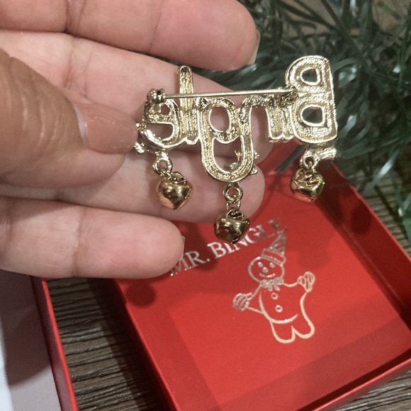 Dillard’s Jewelry Dillards Mr Bingle Brooch Poshmark